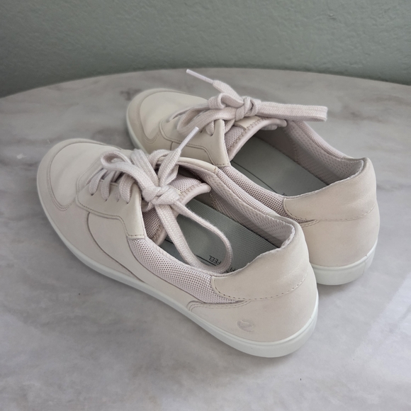 ECCO Women's Leisure Retro Lace Up Comfort Sneaker Size EU 38 US7-7.5 - Picture 3 of 10